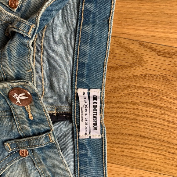 One Teaspoon Freebird III Distressed Jean - Picture 4 of 6